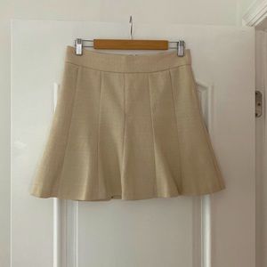 Banana Republic Creme / Beige Pleated Skirt